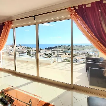 Penthouse With Sea Views