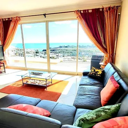 Penthouse With Sea Views אלבופיירה